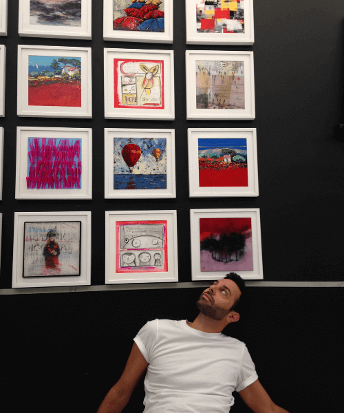 acheter de l'art dans une galerie d'art contemporain